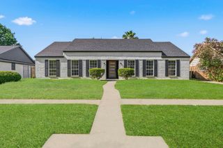 5411 Ariel Street, Houston, TX 77096