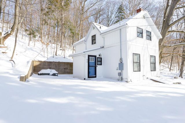 413-415 Leelanau Avenue, Frankfort, MI 49635