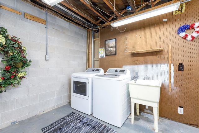 413-415 Leelanau Avenue, Frankfort, MI 49635