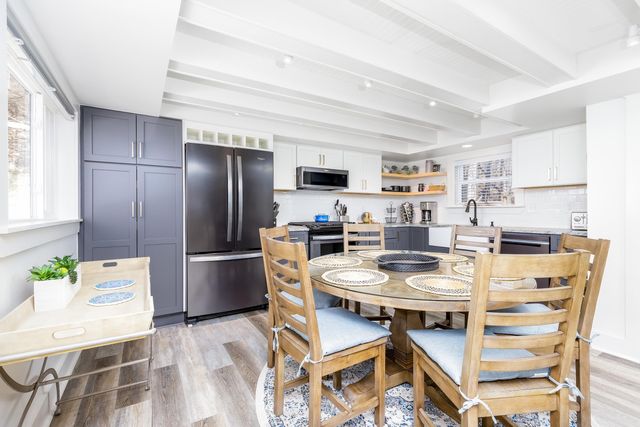 413-415 Leelanau Avenue, Frankfort, MI 49635