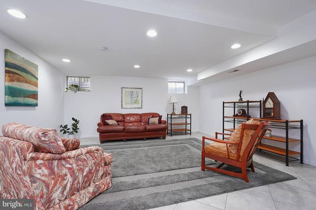 9505 COLUMBIA BLVD, Silver Spring, MD 20910