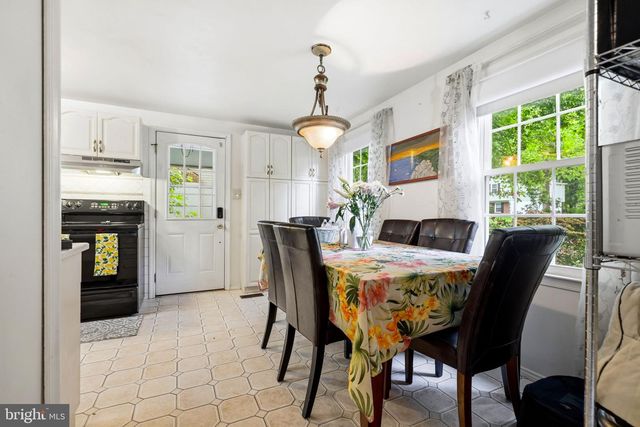 5141 BRADFIELD DR, Annandale, VA 22003