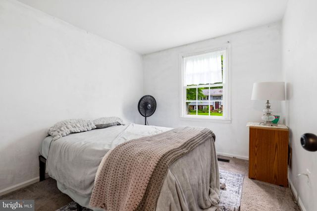 5141 BRADFIELD DR, Annandale, VA 22003