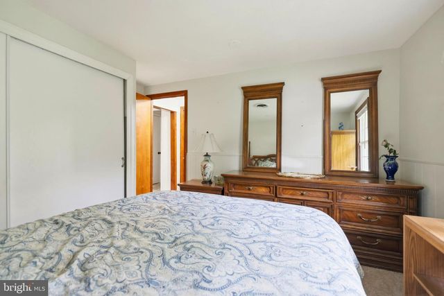5141 BRADFIELD DR, Annandale, VA 22003