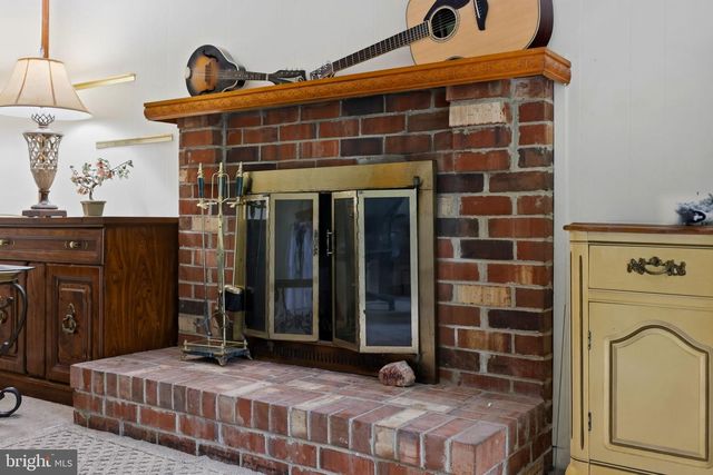 5141 BRADFIELD DR, Annandale, VA 22003