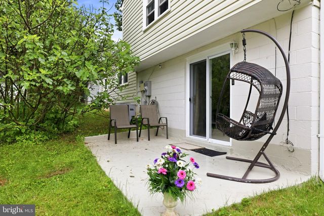 5141 BRADFIELD DR, Annandale, VA 22003