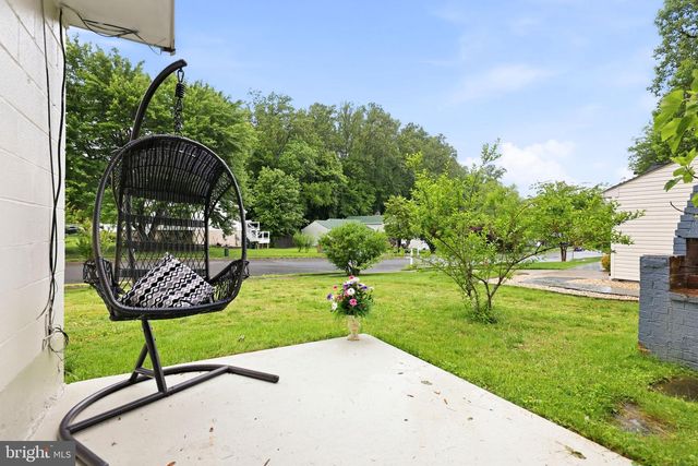 5141 BRADFIELD DR, Annandale, VA 22003