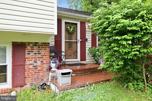 5141 BRADFIELD DR, Annandale, VA 22003