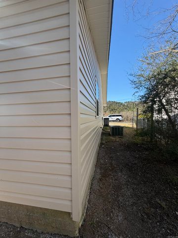 138 Iowa Street, Hot Springs, AR 71901