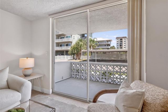 9 FORBES PLACE PLACE 112, Dunedin, FL 34698
