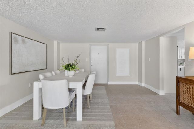 9 FORBES PLACE PLACE 112, Dunedin, FL 34698
