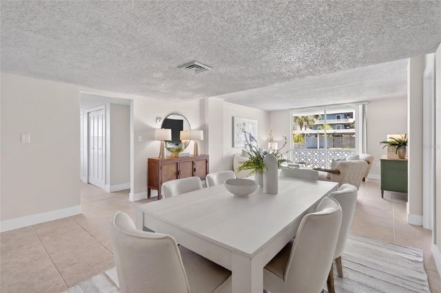 9 FORBES PLACE PLACE 112, Dunedin, FL 34698
