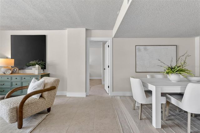 9 FORBES PLACE PLACE 112, Dunedin, FL 34698