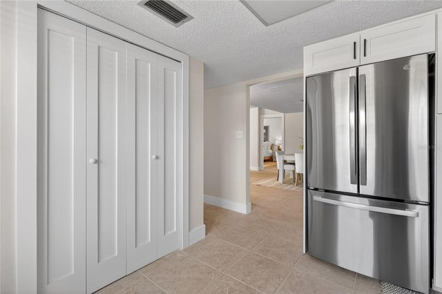 9 FORBES PLACE PLACE 112, Dunedin, FL 34698
