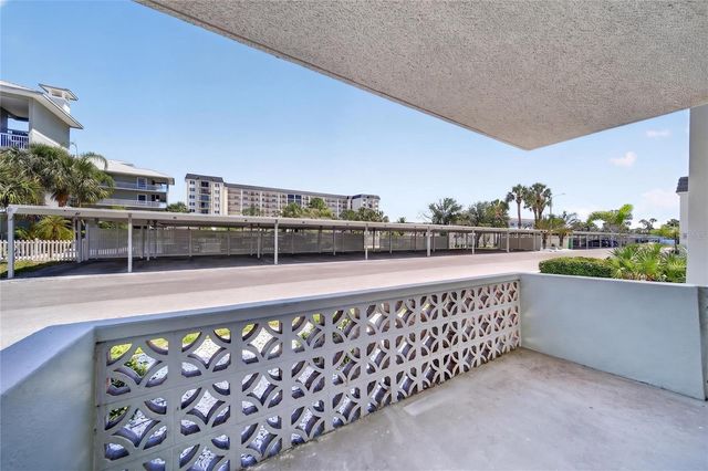 9 FORBES PLACE PLACE 112, Dunedin, FL 34698