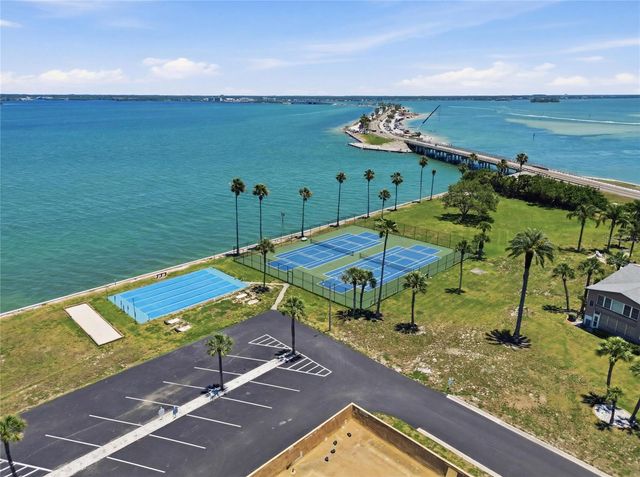 9 FORBES PLACE PLACE 112, Dunedin, FL 34698