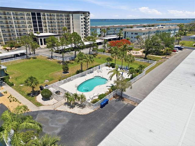 9 FORBES PLACE PLACE 112, Dunedin, FL 34698