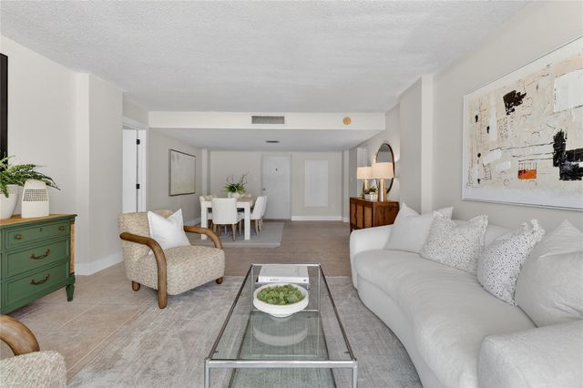 9 FORBES PLACE PLACE 112, Dunedin, FL 34698