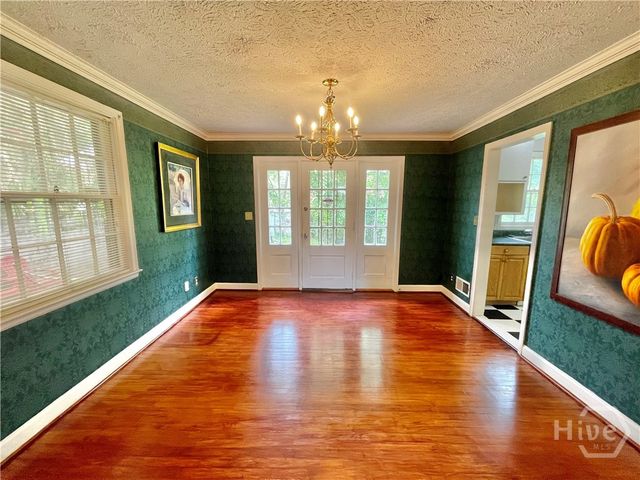 2 E 54th Street, Savannah, GA 31405