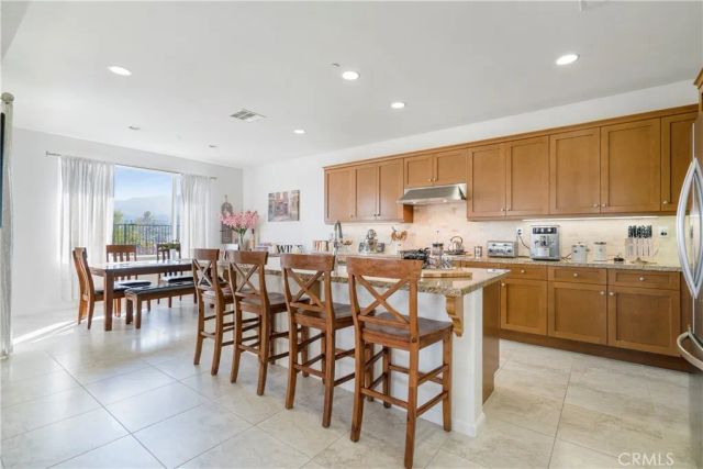 3126 Vista Terrace, Riverside, CA 92503