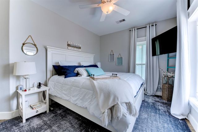 4322 Palapa Circle, Galveston, TX 77554