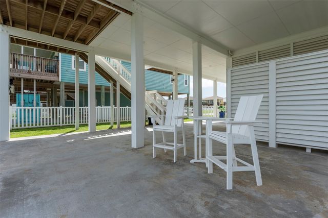4322 Palapa Circle, Galveston, TX 77554