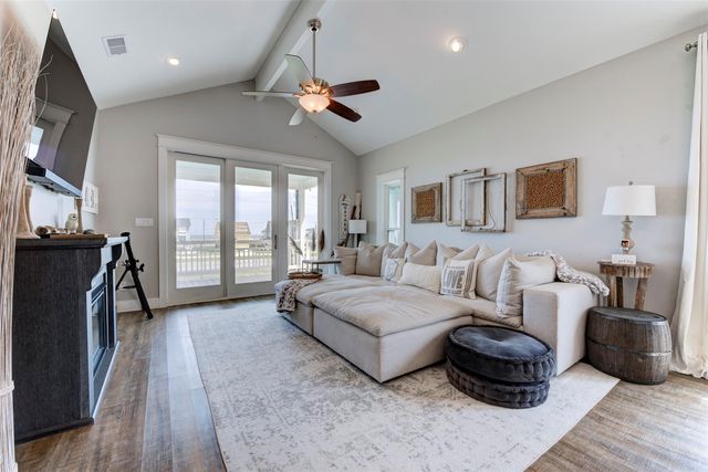 4322 Palapa Circle, Galveston, TX 77554