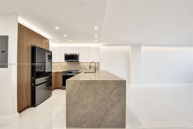1400 S Ocean Drive 1205, Hollywood, FL 33019
