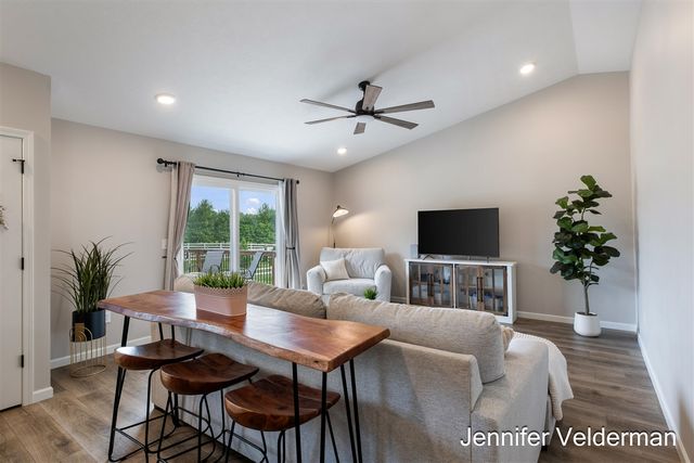 331 N Tannenbaum Trail, Cedar Springs, MI 49319