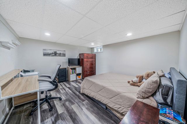 26016 80th Avenue, Glen Oaks, NY 11004