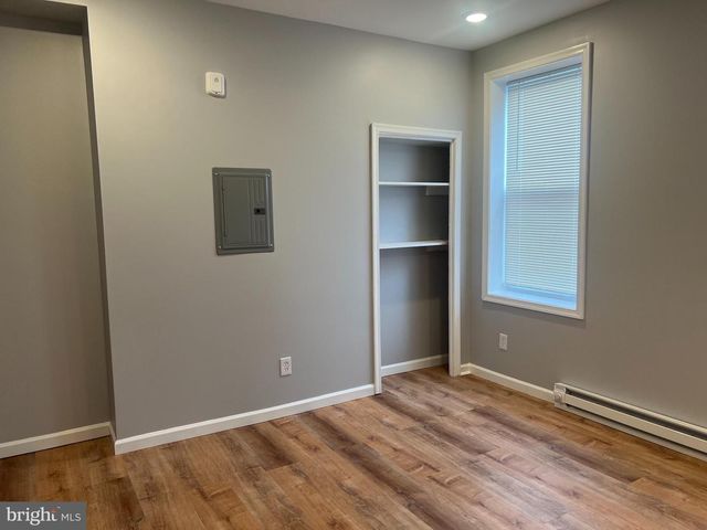 2036 W ONTARIO ST, Philadelphia, PA 19140