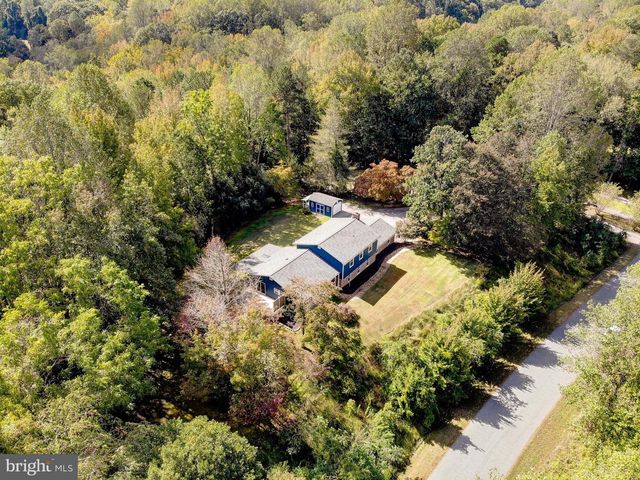 1225 LAKE RIDGE DR, Sunderland, MD 20689