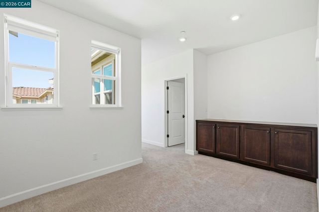 1939 Orfanos Ranch Dr, Brentwood, CA 94513