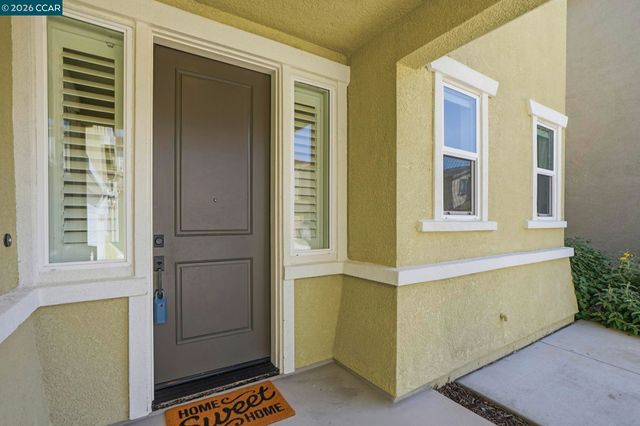 1939 Orfanos Ranch Dr, Brentwood, CA 94513