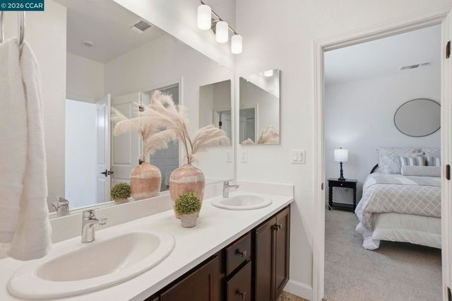 1939 Orfanos Ranch Dr, Brentwood, CA 94513