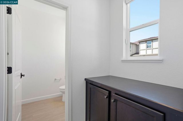 1939 Orfanos Ranch Dr, Brentwood, CA 94513