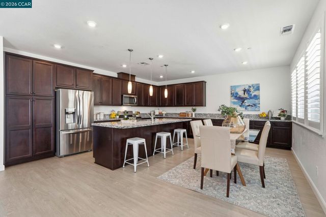 1939 Orfanos Ranch Dr, Brentwood, CA 94513