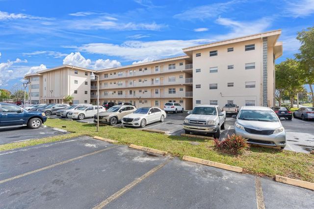 4191 NW 41st Street 214, Lauderdale Lakes, FL 33319
