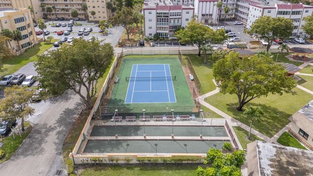4191 NW 41st Street 214, Lauderdale Lakes, FL 33319
