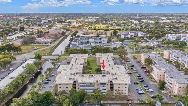 4191 NW 41st Street 214, Lauderdale Lakes, FL 33319