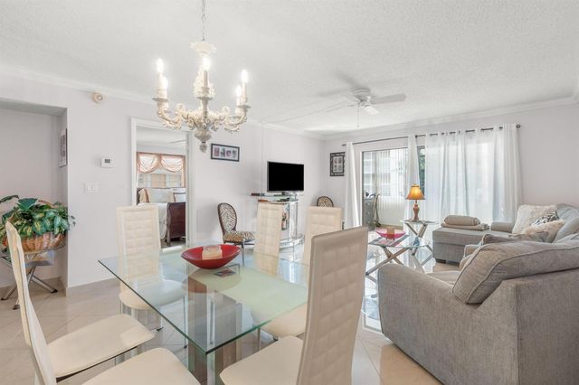 4191 NW 41st Street 214, Lauderdale Lakes, FL 33319