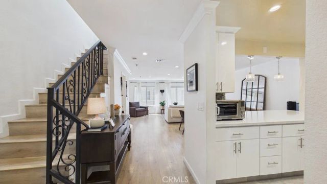 735 W California 102, Glendale, CA 91203