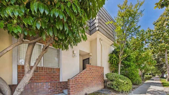 735 W California 102, Glendale, CA 91203