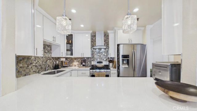 735 W California 102, Glendale, CA 91203