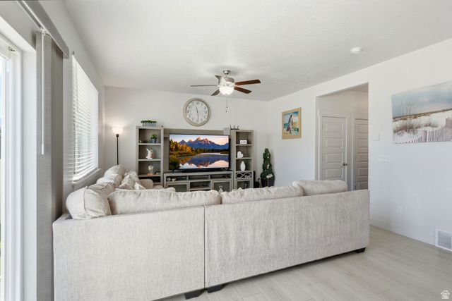 212 N 590 E, Vineyard, UT 84059