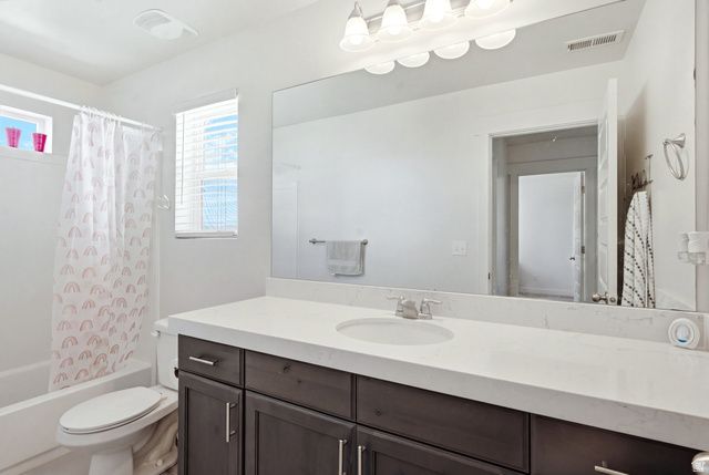 212 N 590 E, Vineyard, UT 84059