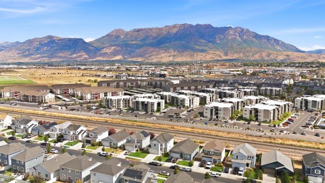 212 N 590 E, Vineyard, UT 84059