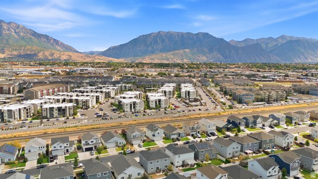 212 N 590 E, Vineyard, UT 84059