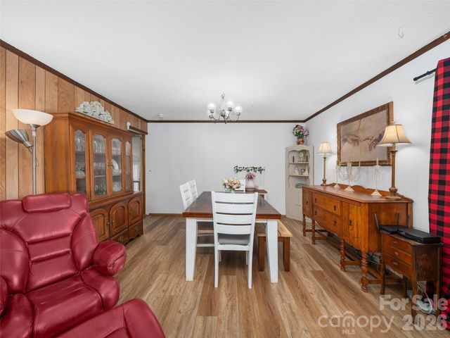 376 Hoot Owl Road, Spruce Pine, NC 28777