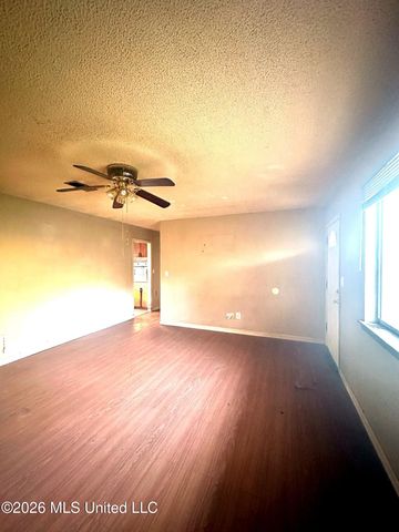 124 Cliff Mitchell Road, Picayune, MS 39466